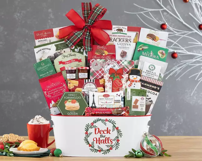 Deck The Halls Gift Basket